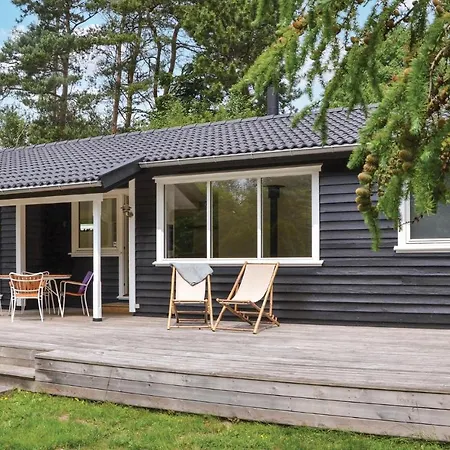 2 Bedroom Lovely In Holiday home *